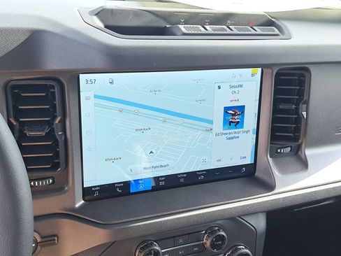 New 2026 Ford Bronco Badlands image 29