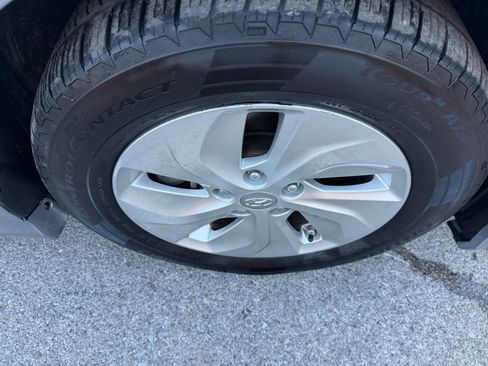 Used 2015 Hyundai Sonata Hybrid FWD image 34