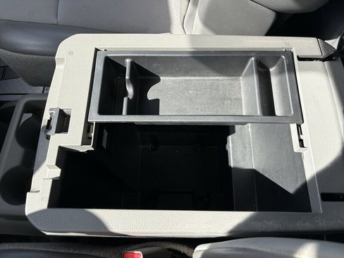 Used 2018 Nissan NV 2500 SV image 19