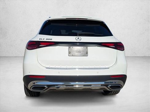 Used 2026 Mercedes-Benz GLC 300 image 6