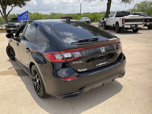 Used 2025 Honda Civic Sport image 12