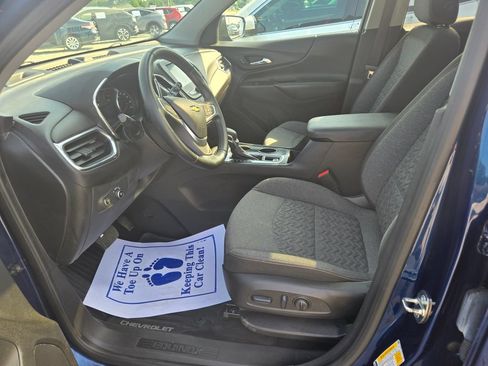 Used 2023 Chevrolet Equinox LT FWD image 7