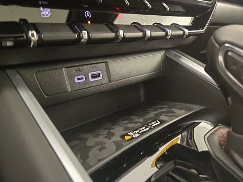 Certified 2024 Chevrolet Colorado Z71 w/ LPO, Dark Essentials Package image 27