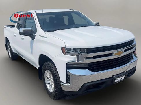 Used 2021 Chevrolet Silverado 1500 LT w/ Fleet Comfort Package AWD/4WD image 1
