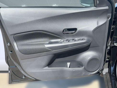 New 2025 Nissan Kicks Play S image 21