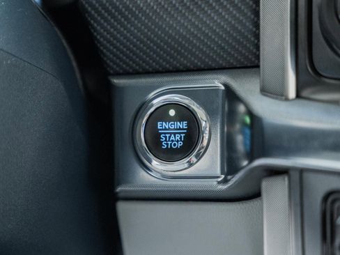 Used 2021 Ford F150 Limited image 36