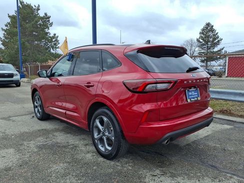 Certified 2023 Ford Escape ST-Line Select w/ Tech Pack #2 AWD/4WD image 9