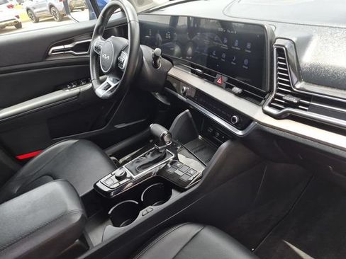 Used 2023 Kia Sportage EX FWD image 13