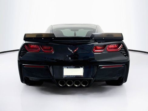 Used 2019 Chevrolet Corvette Stingray Coupe w/ Carbon Flash Badge Package RWD image 4