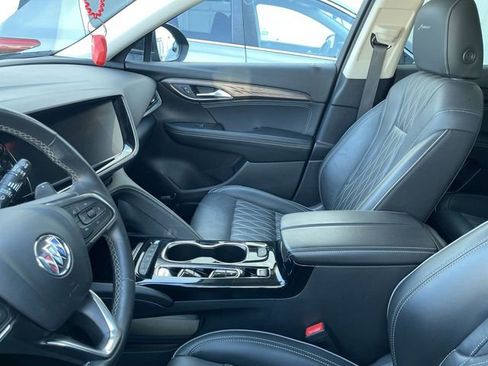 Used 2022 Buick Envision Avenir w/ Technology Package II FWD image 11