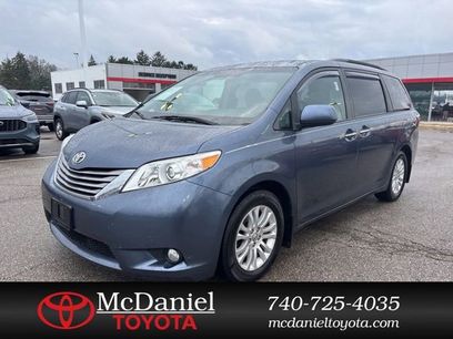Used 2017 Toyota Sienna XLE w/ XLE Navigation Package