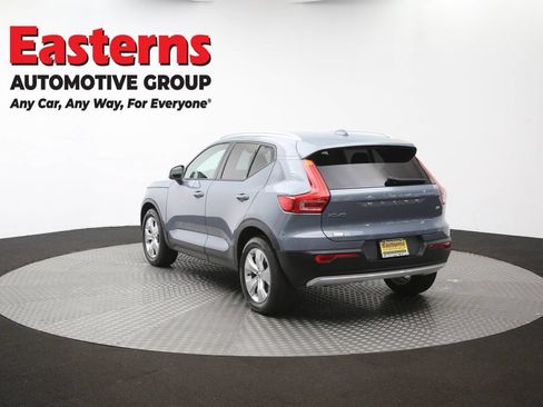 Used 2021 Volvo XC40 T4 Momentum FWD image 64