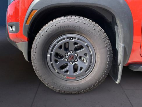 Used 2025 Nissan Frontier Pro-X RWD image 17