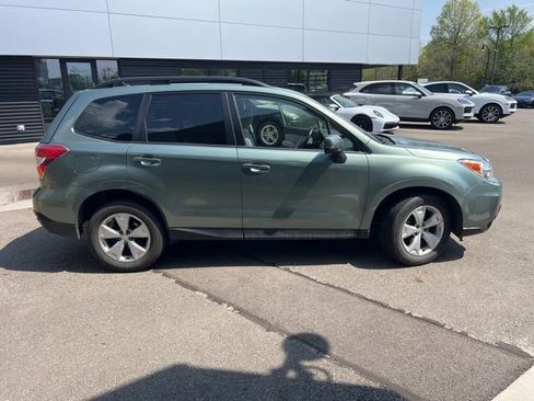Used 2015 Subaru Forester 2.5i Premium w/ All-Weather Package AWD/4WD image 2