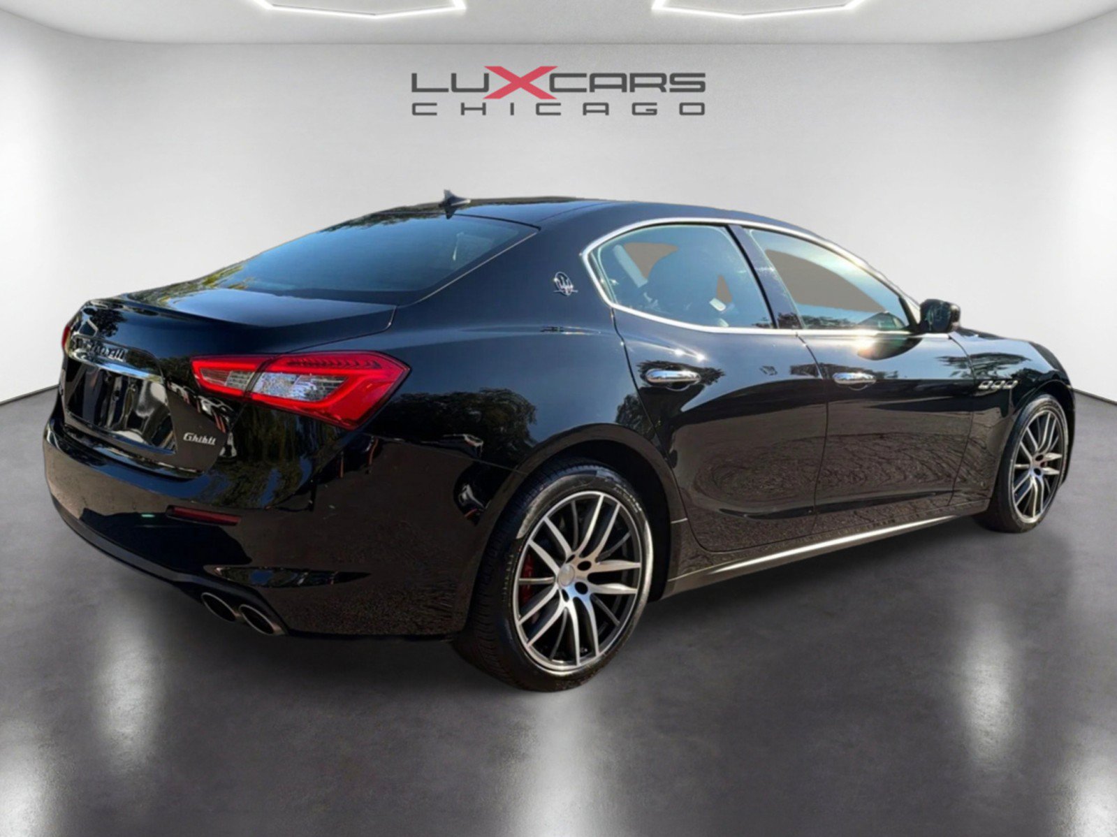 Used 2019 Maserati Ghibli S Q4 AWD/4WD image 5