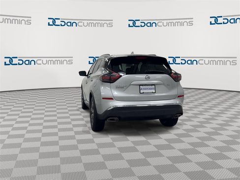 Used 2021 Nissan Murano SV image 7