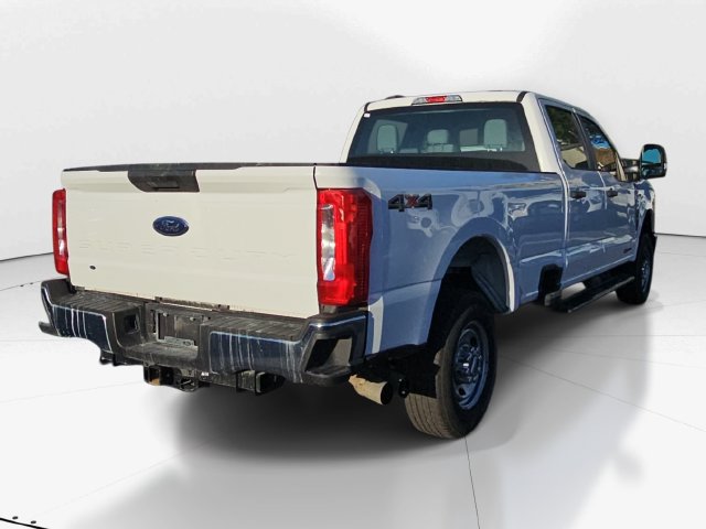 Used 2023 Ford F250 XL w/ XL Chrome Package AWD/4WD image 3
