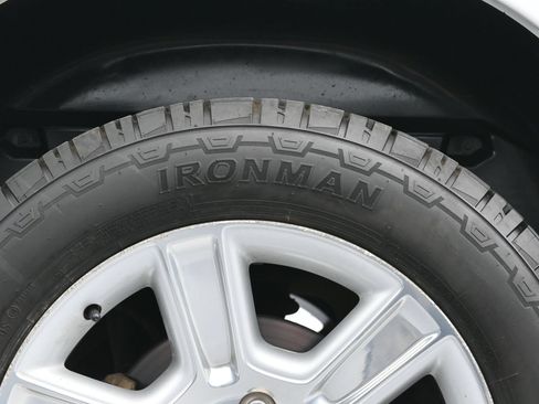 Used 2012 RAM 1500 Limited RWD image 41