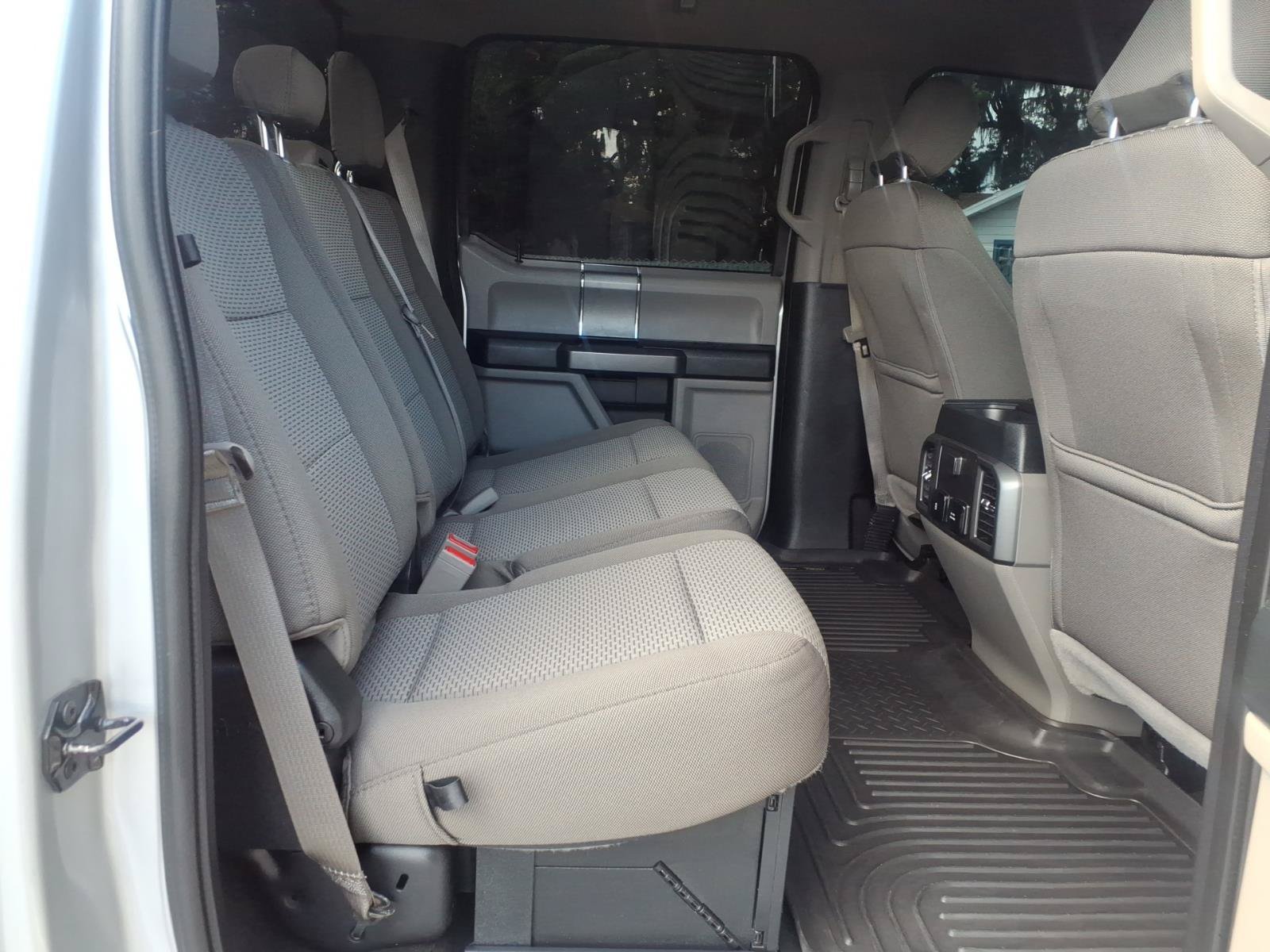 Used 2019 Ford F250 XLT w/ XLT Premium Package AWD/4WD image 15