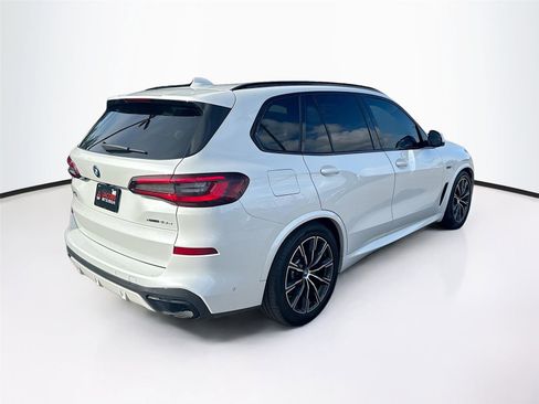 Used 2022 BMW X5 xDrive45e w/ M Sport Package image 7