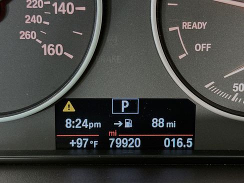 Used 2016 BMW 320i Sedan w/ Driver Assistance Package RWD image 14