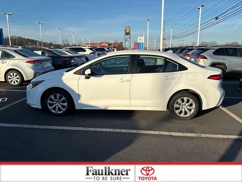 Certified 2023 Toyota Corolla LE image 13