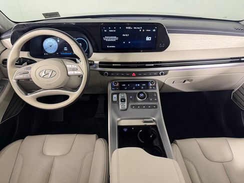 Used 2023 Hyundai Palisade Calligraphy w/ Cargo Package FWD image 11