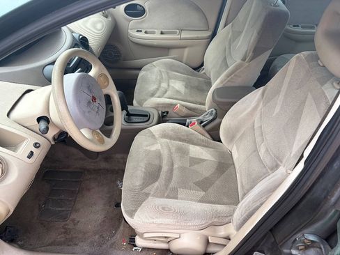 Used 2003 Saturn ION Level 3 w/ Travel Pkg FWD image 9