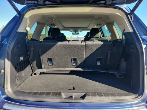 Used 2020 Subaru Ascent Limited w/ Technology Package image 18