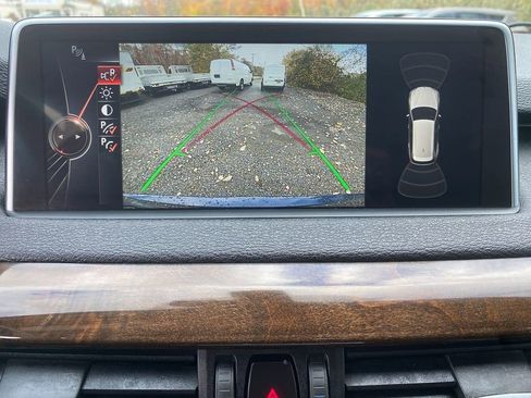 Used 2016 BMW X5 xDrive40e image 21