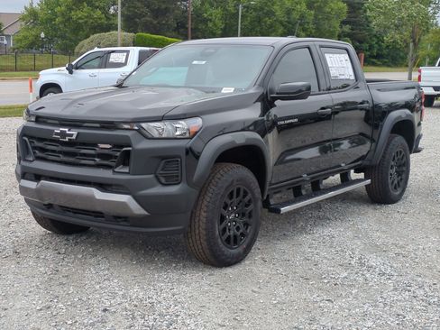 New 2026 Chevrolet Colorado Trail Boss AWD/4WD image 5