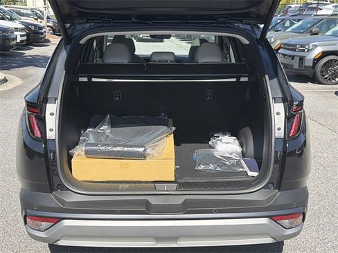 New 2026 Hyundai Tucson Limited image 18