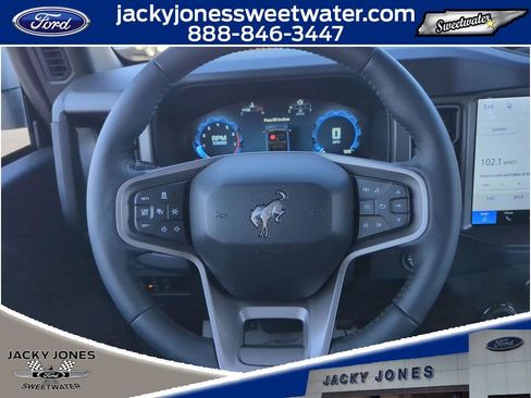 New 2026 Ford Bronco Badlands image 15