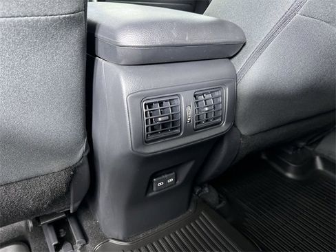 Used 2023 Toyota RAV4 XLE image 21