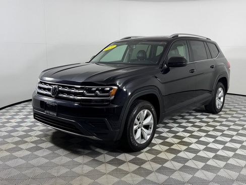 Used 2018 Volkswagen Atlas Launch Edition FWD image 9