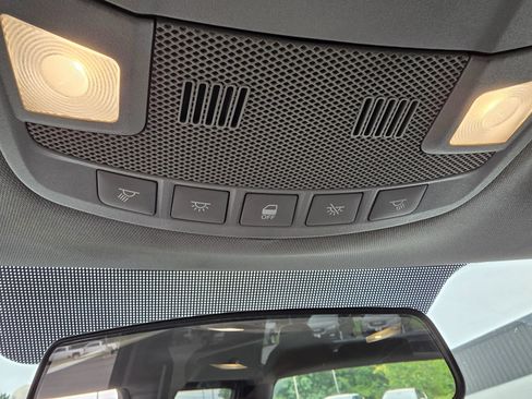 Used 2016 Ford F150 XLT AWD/4WD image 25