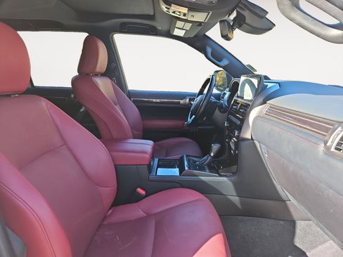 Used 2023 Lexus GX 460 Premium image 15