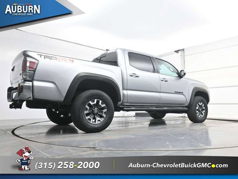 Used 2023 Toyota Tacoma TRD Off-Road image 21