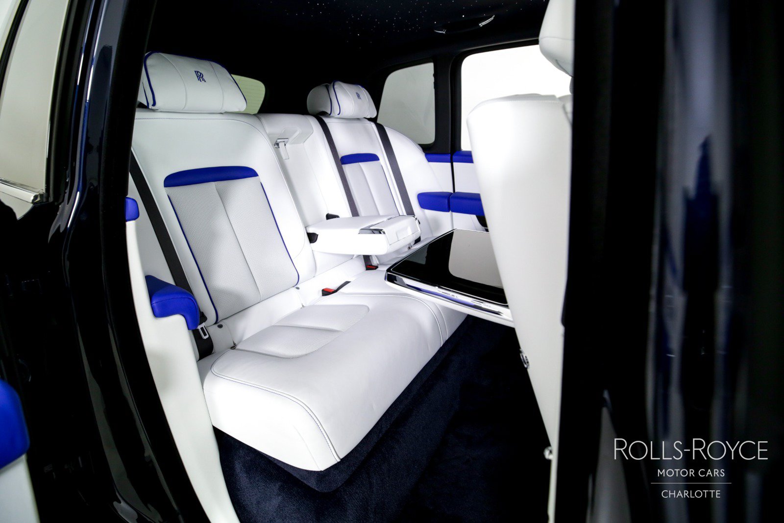 Certified 2024 Rolls-Royce Cullinan AWD/4WD image 29