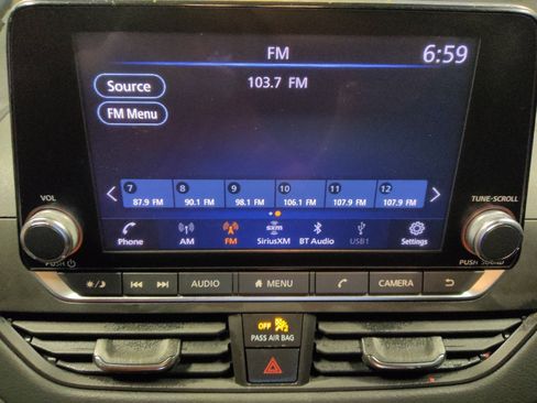 Used 2022 Nissan Altima 2.5 SV AWD/4WD image 25