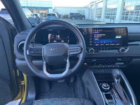 Used 2023 Chevrolet Colorado Z71 image 16