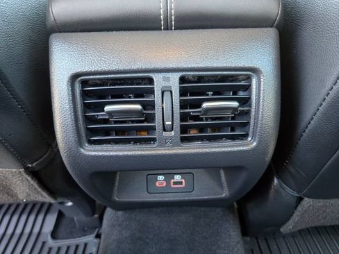 Used 2023 Nissan Altima 2.5 SL FWD image 16