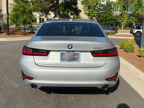 Used 2019 BMW 330i Sedan w/ Convenience Package RWD image 5