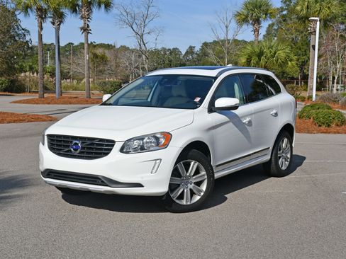 Used 2016 Volvo XC60 T6 image 6