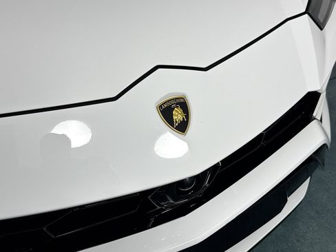 Used 2021 Lamborghini Urus AWD/4WD image 57