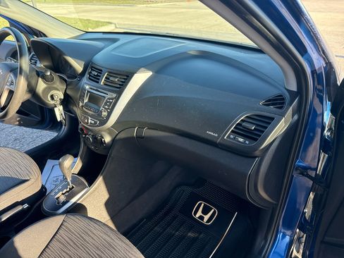 Used 2017 Hyundai Accent SE image 24