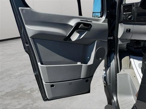 Used 2017 Mercedes-Benz Sprinter 3500 image 16