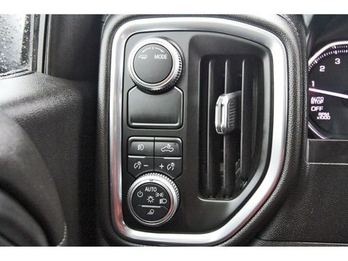 Used 2020 GMC Sierra 1500 SLT RWD image 19