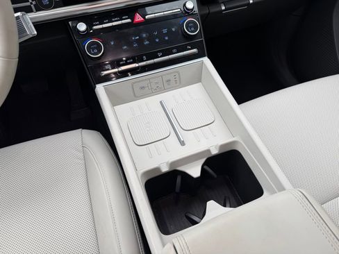 Certified 2025 Hyundai Santa Fe SEL image 16