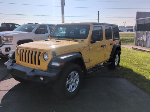 Used 2019 Jeep Wrangler Unlimited Sport S AWD/4WD image 1
